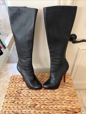 Christian Louboutin Black Knee-High Leather Boots with Red Sole, gorgeous!!!